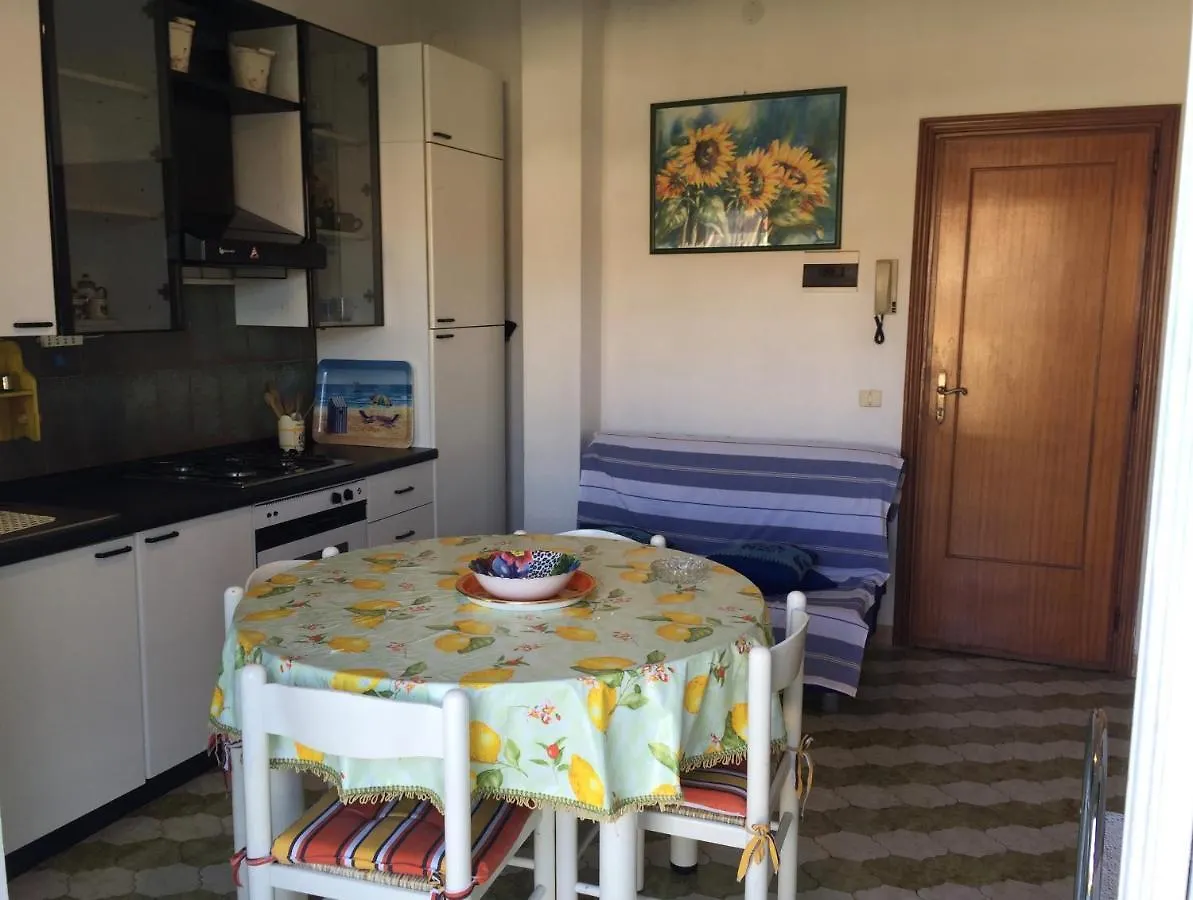 Holiday Villas Marina di Massa 0*,  Italy