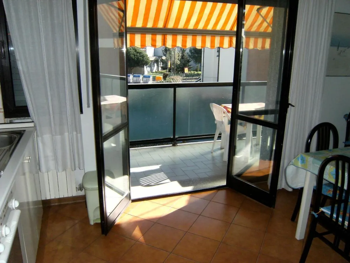 Holiday Villas Marina di Massa 0*,  Italy